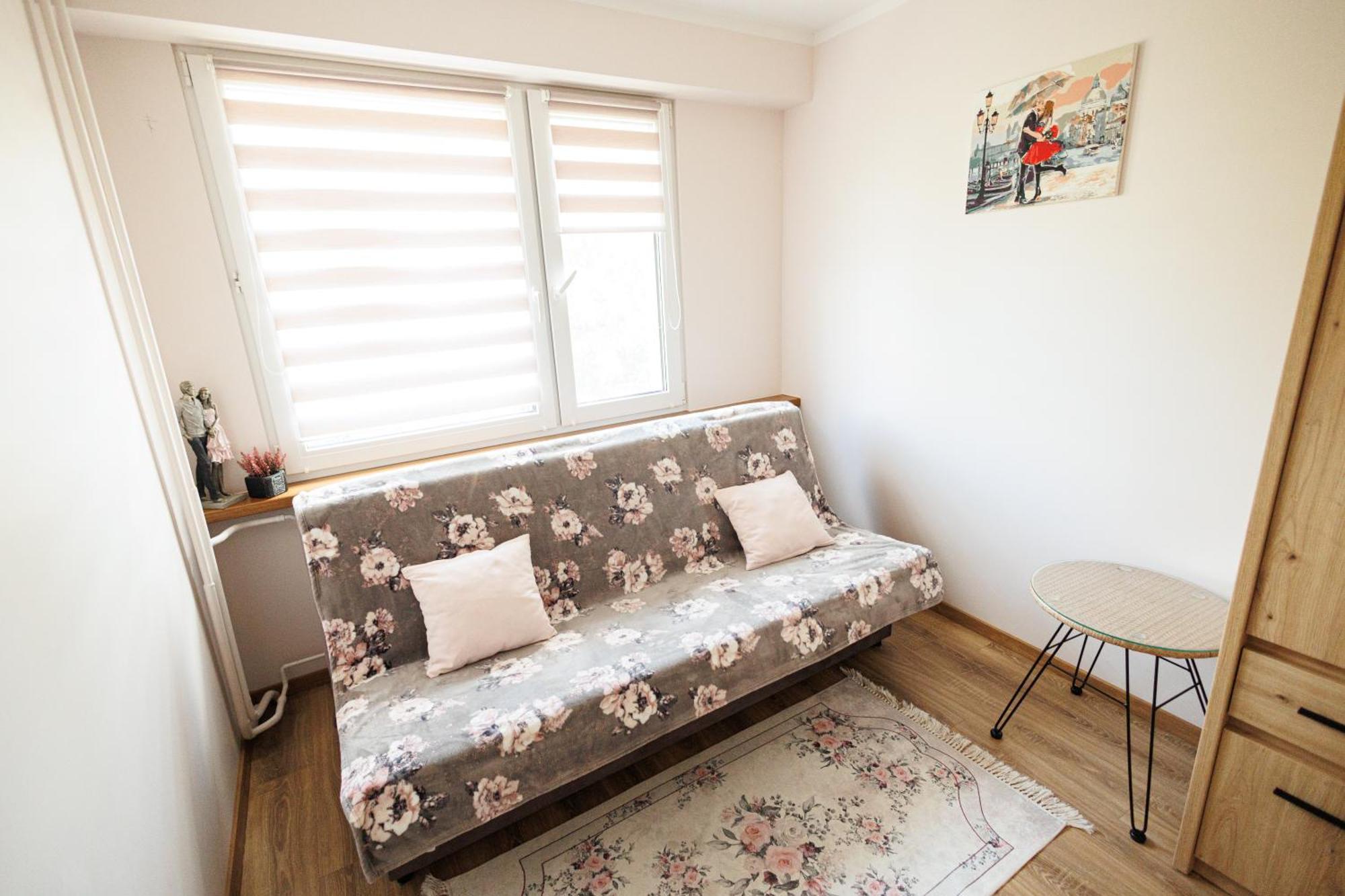 Urocze Mieszkanie Z Widokiem Na Puszcze Bialowieska Apartment